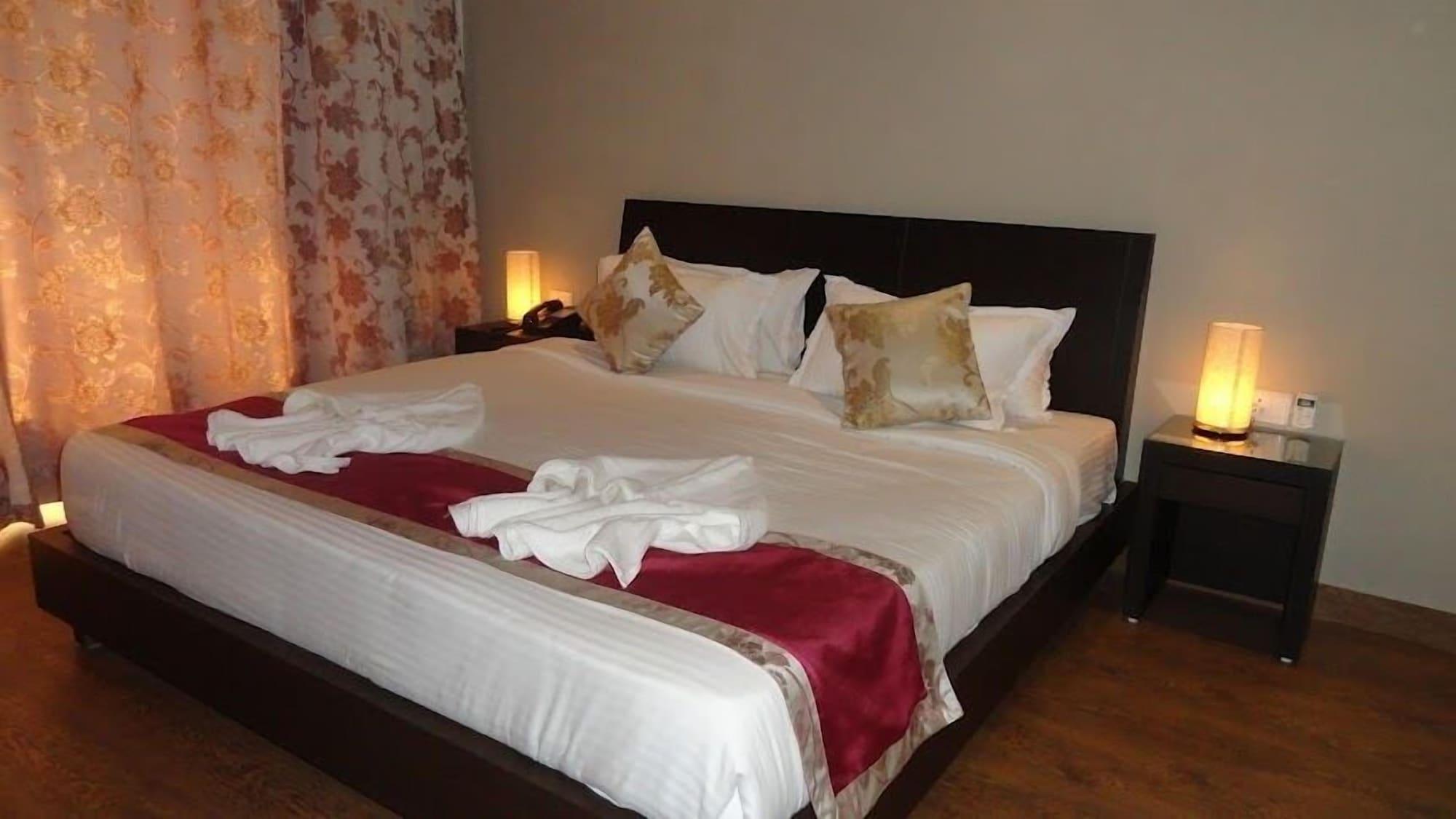 קנדולים Sukhmantra Resort & Spa מראה חיצוני תמונה